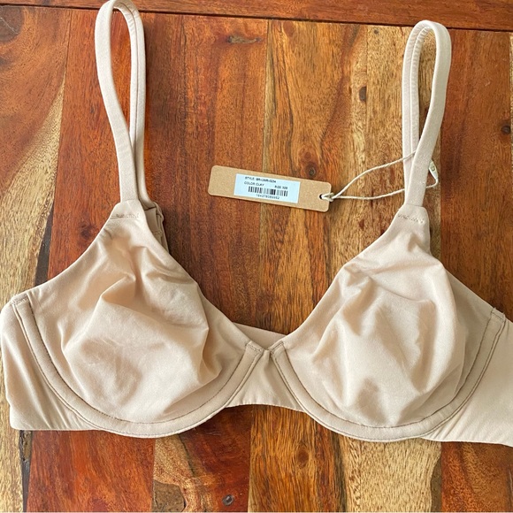 NEW Skims Fits Everybody Unlined Underwire Bra in Clay - 32B - Picture 7 of 15